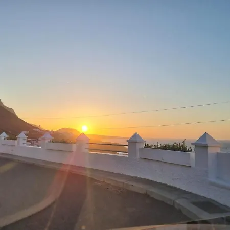Retiro Costa De Lava Tatil Evi *