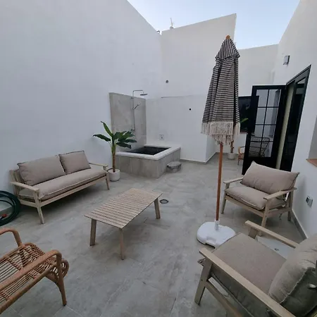 Retiro Costa De Lava Tatil Evi Garachico (Tenerife)